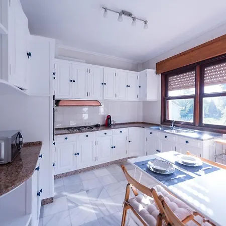 Luminoso Reformado En Termal Cuntis